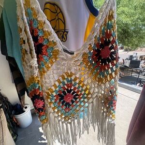 ViVI Multicolor Crochet Fringe Top